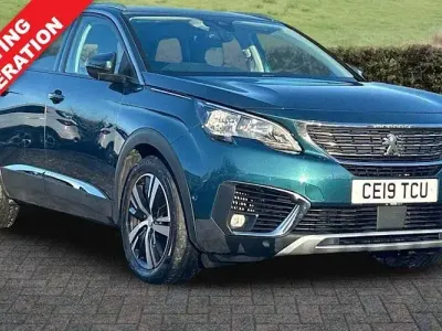 Używany Peugeot 5008 Allure 131 KM (96 kW) 2020 SUV