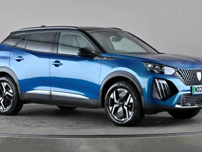 Second-hand Peugeot 2008 GTi 100 kW (136 CP) 2025 Albastru SUV