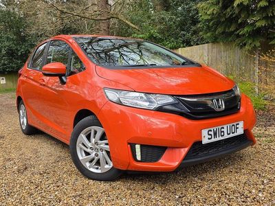 Used Honda Jazz SE 102 HP (75 kW) 2016 Orange Hatchback