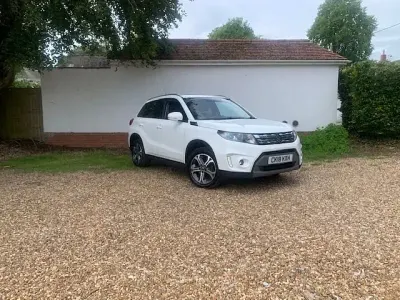 Used Suzuki Vitara SZ5 120 HP (88 kW) 2018 White SUV