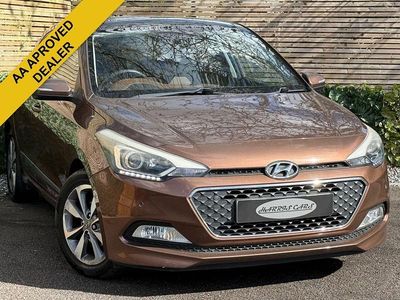 Begagnad Hyundai i20 Premium SE 100 HK (73 kW) 2015 Brun Halvkombi