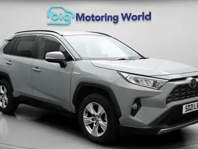 Usado Toyota RAV4 218 HP (160 kW) 2022 SUV