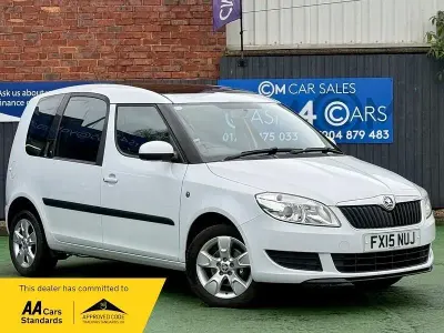 Usado Skoda Roomster SE 86 HP (63 kW) 2015 Branco Monovolume