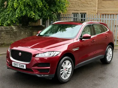 Used Jaguar F-Pace Portfolio 180 HP (132 kW) 2017 Red SUV
