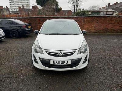 Used Vauxhall Corsa Edition 2011 White Hatchback