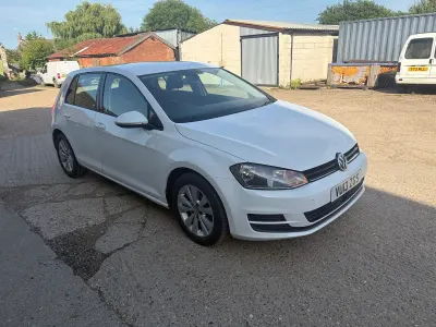 Used VW Golf VII SE 2013 White Hatchback