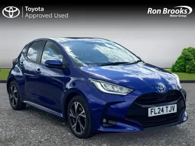 Used Toyota Yaris Design 116 HP (85 kW) 2024 Blue Hatchback