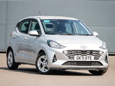 Used Hyundai i10 SE 67 HP (49 kW) 2021 Silver Hatchback