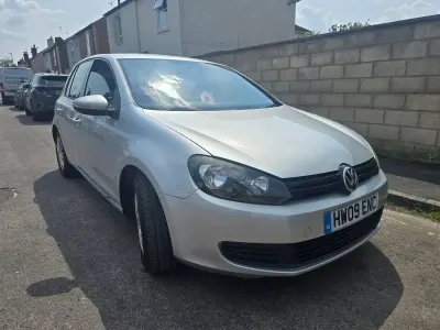 Usado VW Golf VI S 160 HP (117 kW) 2009 Prateado Citadino