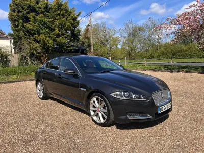 Gebraucht Jaguar XF Premium Luxury 2014 Grau Limousine