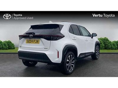 Usado Toyota Yaris Cross Design 113 HP (83 kW) 2024 Branco SUV