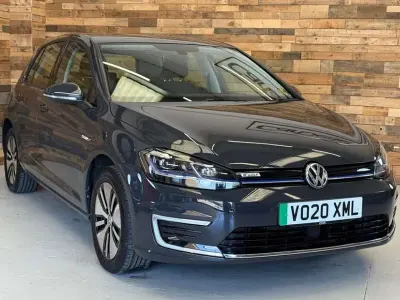 Begagnad VW e-Golf 2020 Halvkombi