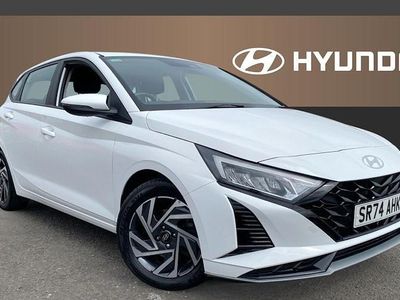 Używany Hyundai i20 Advanced 101 KM (74 kW) 2024 Biały Hatchback