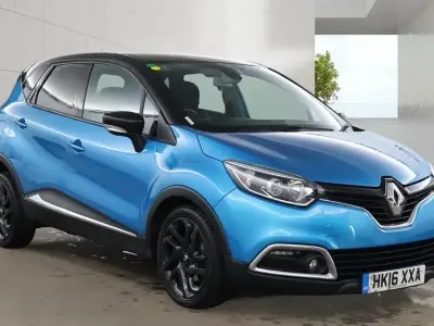 Used Renault Captur Dynamique 90 HP (66 kW) 2016 Blue/black SUV
