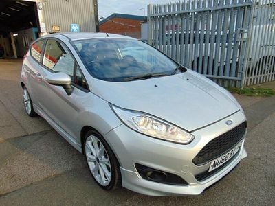 Used Ford Fiesta Zetec 2016 Silver Hatchback