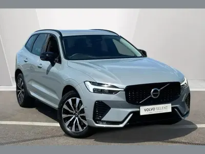 Used Volvo XC60 Plus 247 HP (181 kW) 2023 Grey SUV