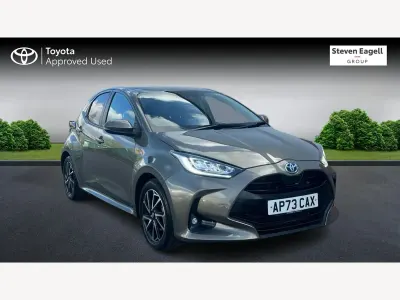 Used Toyota Yaris Hybrid Design 2023 Bronze Hatchback