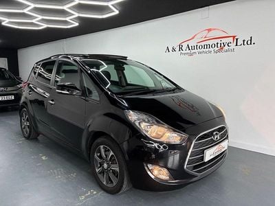 Used Hyundai ix20 Premium 115 HP (84 kW) 2017 Black Hatchback