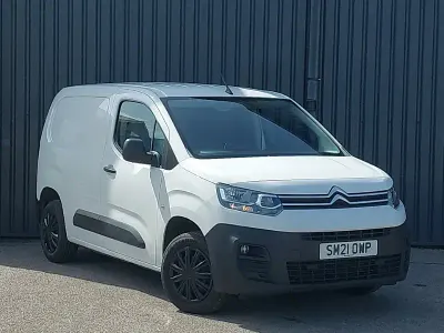 Used Citroën Berlingo 75 HP (55 kW) 2021 White MPV