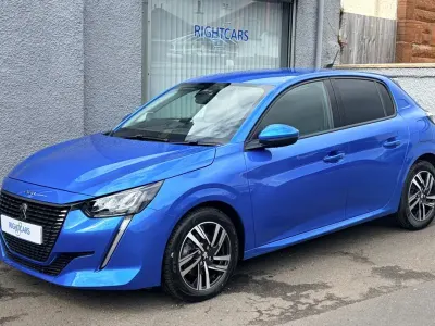 Used Peugeot 208 Allure Premium 75 HP (55 kW) 2021 Blue Hatchback
