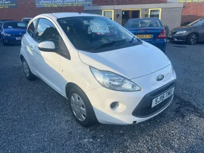 Used Ford Ka 69 HP (50 kW) 2015 White Hatchback