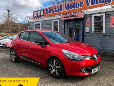 Usado Renault Clio IV Dynamique 90 CV (66 kW) 2014 Rojo Utilitario