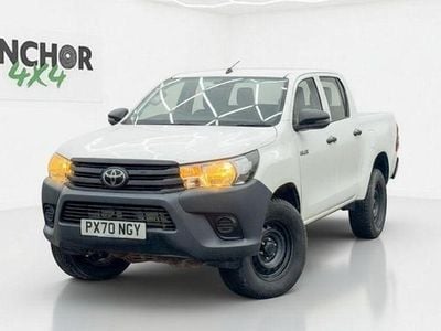 Used Toyota HiLux Active 150 HP (110 kW) 2020 White Pickup