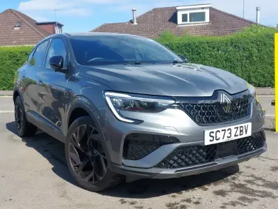 Gebraucht Renault Arkana Esprit Alpine 142 PS (104 kW) 2024 Grau SUV