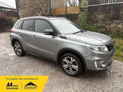 Grey/black Used 2017 Suzuki Vitara SZ5 Hatchback | £8,995 (Fair price)