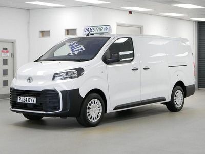Used Toyota Proace Edition 145 HP (106 kW) 2024 White MPV