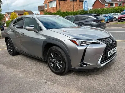 Used Lexus UX 184 HP (135 kW) 2021 Silver SUV