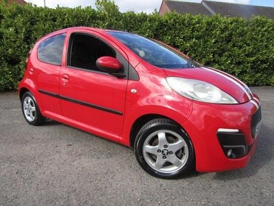 Used Peugeot 107 Allure 68 HP (50 kW) 2012 Red Hatchback