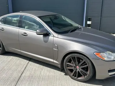 Używany Jaguar XF Portfolio 2009 Szary Sedan/Limuzyna