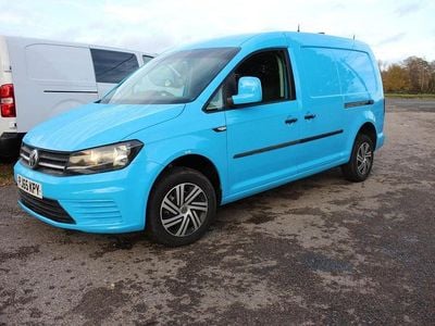 Blue Used 2015 VW Caddy Maxi Startline MPV | £5,995 (Good price)
