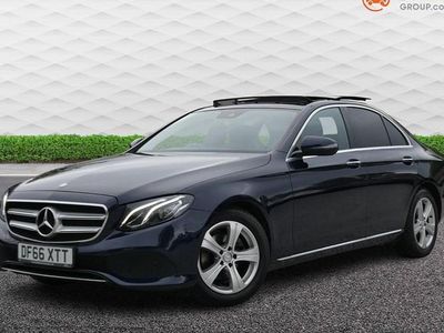 Usado Mercedes E220 Premium 2016 Azul Sedan