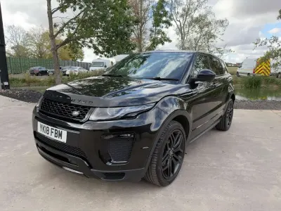 Used Land Rover Range Rover evoque HSE Dynamic 2018 Black Estate