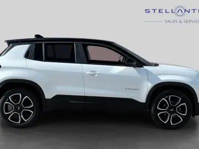 Used Jeep Avenger Summit 100 HP (73 kW) 2025 SUV
