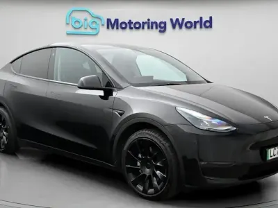 Used Tesla Model Y Long Range AWD 378 kW (514 HP) 2022 Black SUV