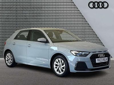 Używany Audi A1 Sport 94 KM (69 kW) 2023 Szary SUV