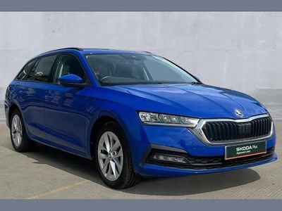 Used Skoda Octavia SE Technology 200 HP (147 kW) 2022 Blue Estate