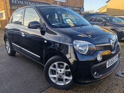 Used Renault Twingo Dynamique 69 HP (50 kW) 2018 Hatchback