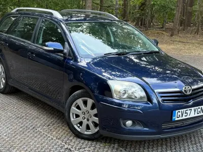 Used Toyota Avensis 129 HP (94 kW) 2007 Blue Estate