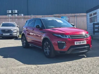 Używany Land Rover Range Rover evoque Landmark 180 KM (132 kW) 2018 Czerwony SUV