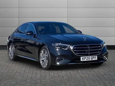 Begagnad Mercedes E200 Premium 200 HK (147 kW) 2025 Svart Sedan