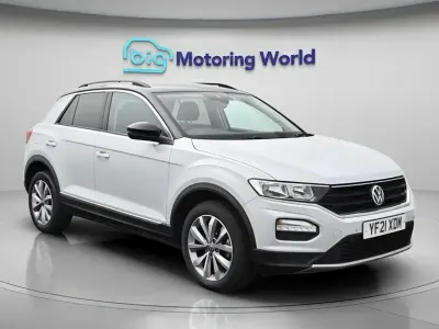 Begagnad VW T-Roc Design 110 HK (80 kW) 2021 Silver SUV