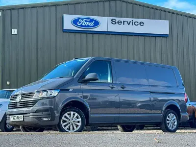 Second-hand VW Transporter Highline 150 CP (110 kW) 2023 Gri Van