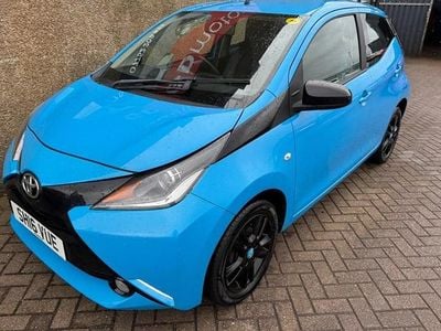 Used Toyota Aygo X-cite 68 HP (50 kW) 2016 Blue Hatchback