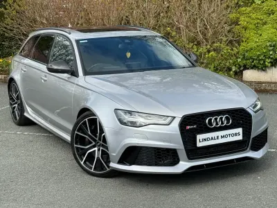 Usado Audi RS6 Advanced 560 HP (411 kW) 2022 Prateado Carrinha
