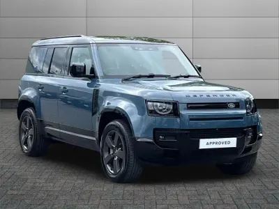 Used Land Rover Defender HSE Dynamic 296 HP (217 kW) 2024 Blue SUV