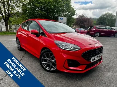 Usado Ford Fiesta ST-Line 125 HP (91 kW) 2023 Vermelho Citadino